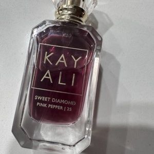 KAYALI SWEET DIAMOND PINK PEPPER 25